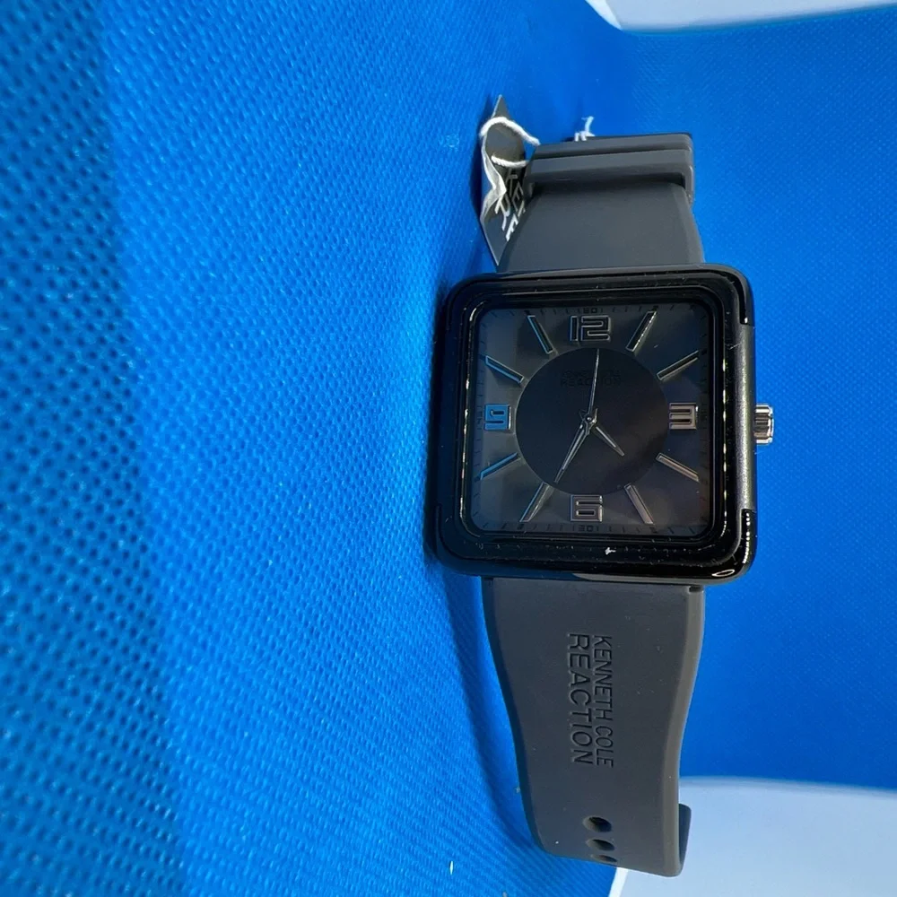 Kenneth Cole Reaction Watch RK1261 vintage